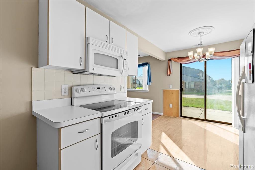 50105 N Jimmy Court, New Baltimore, MI 48047 — Photo 11