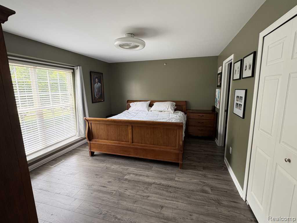 28242 Oakmonte Circle E, New Hudson, MI 48165 — Photo 8