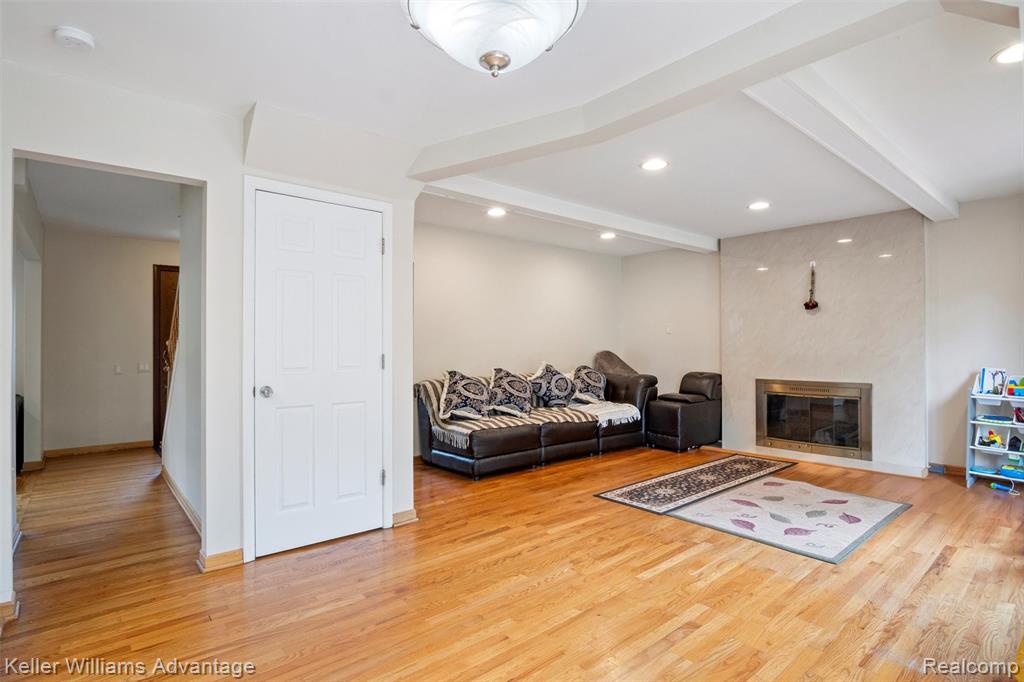 5016 Patrick Road, West Bloomfield, MI — Photo 18