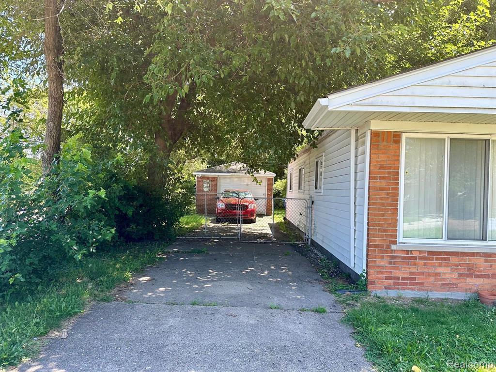 7602 ORCHARD Avenue, Warren, MI 48091 — Photo 16