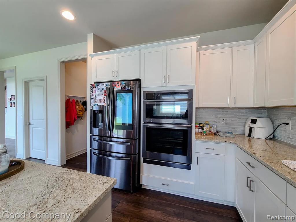 5342 Rangemore Drive, Troy, MI 48085 — Photo 12