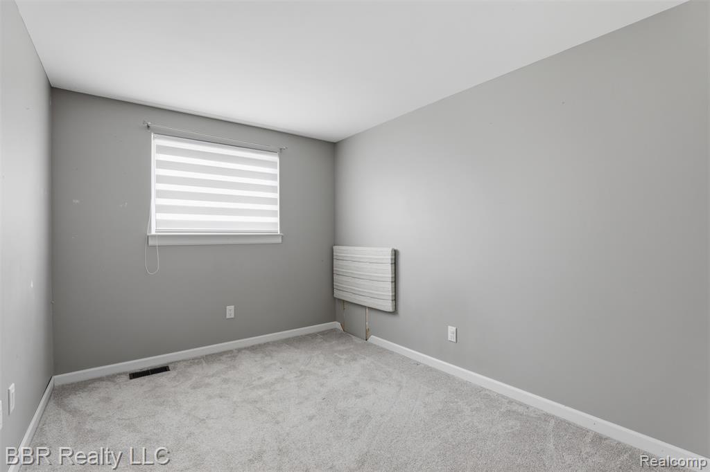 4680 Forest Lane, Trenton, MI 48183 — Photo 23