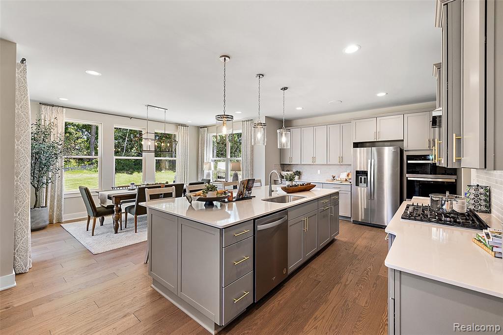 499 CANNONADE Loop, Howell, MI 48843 — Photo 17