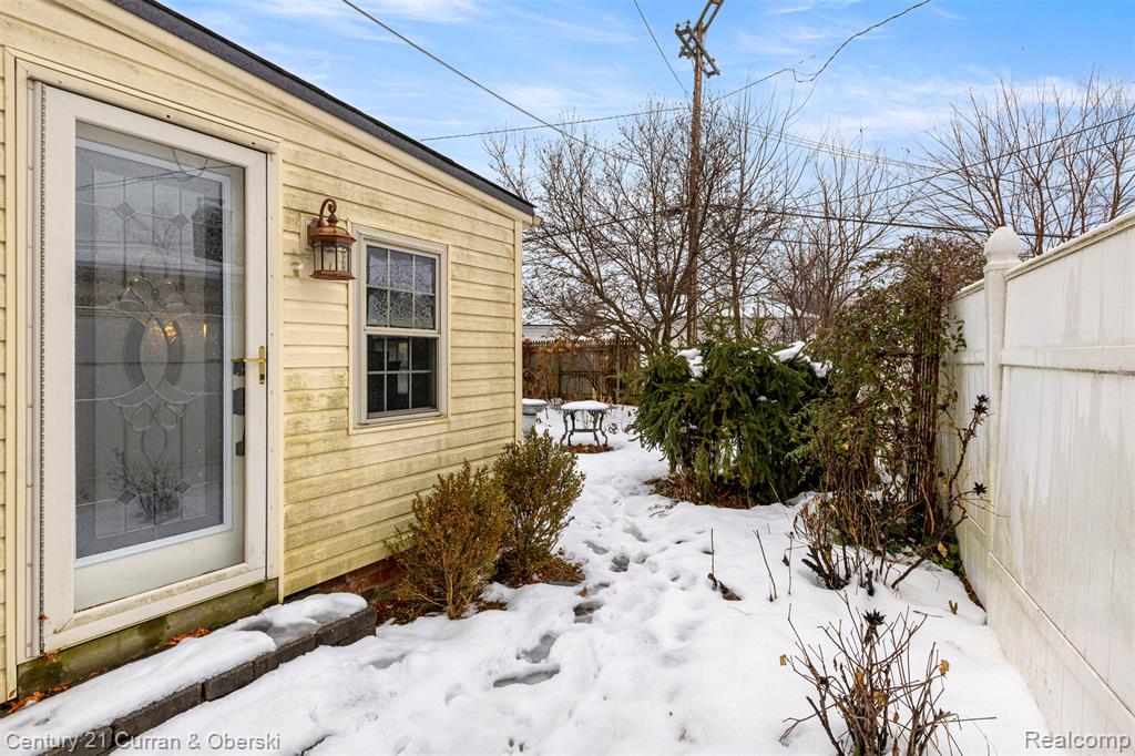 7941 N Charlesworth Street, Dearborn Heights, MI 48127 — Photo 29