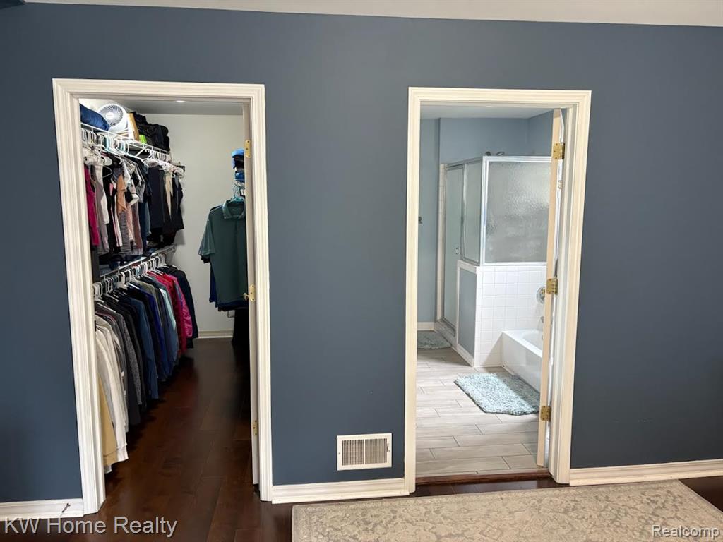 39605 Dorchester Circle, Canton, MI 48188 — Photo 14