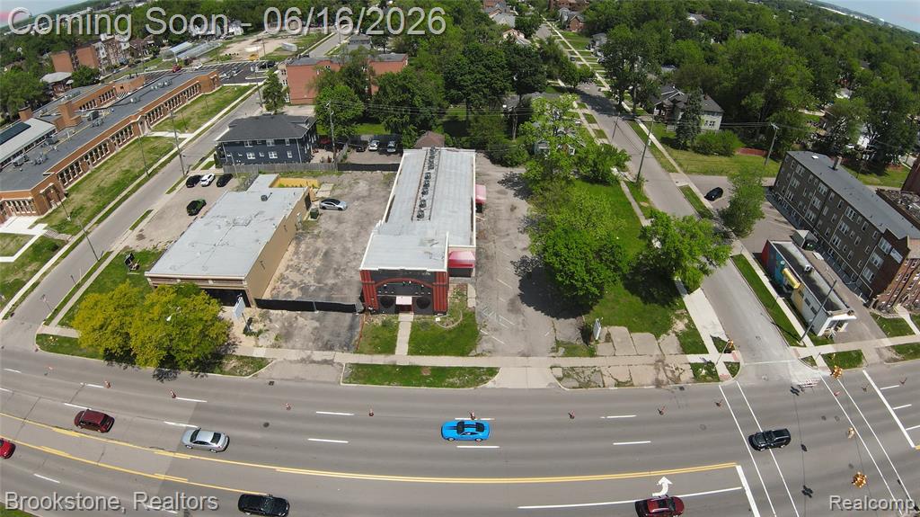 606 W Huron Street, Pontiac, MI 48341 — Photo 13