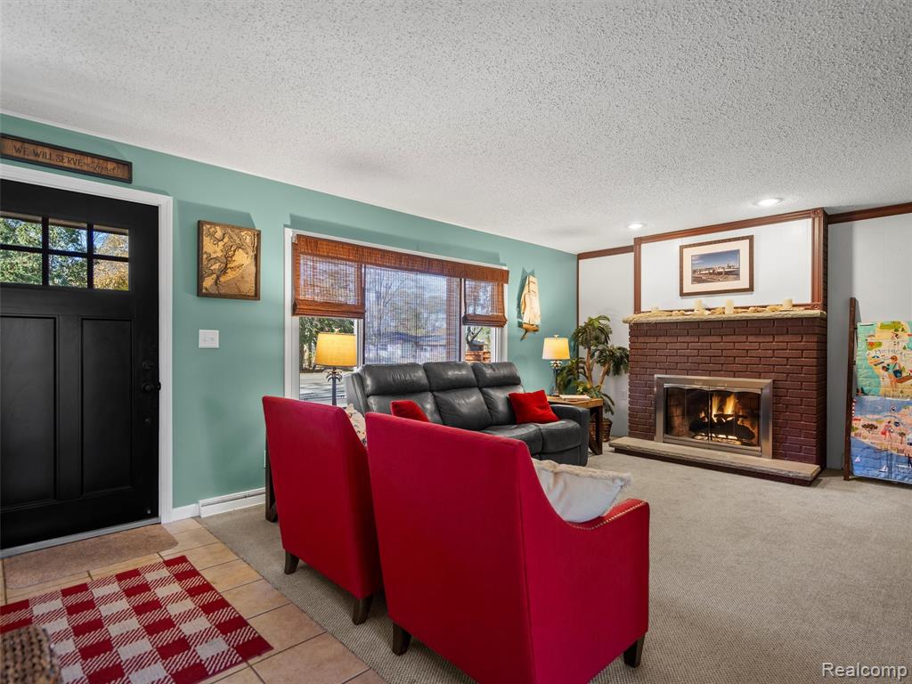 6410 Paramus, Clarkston, MI — Photo 4