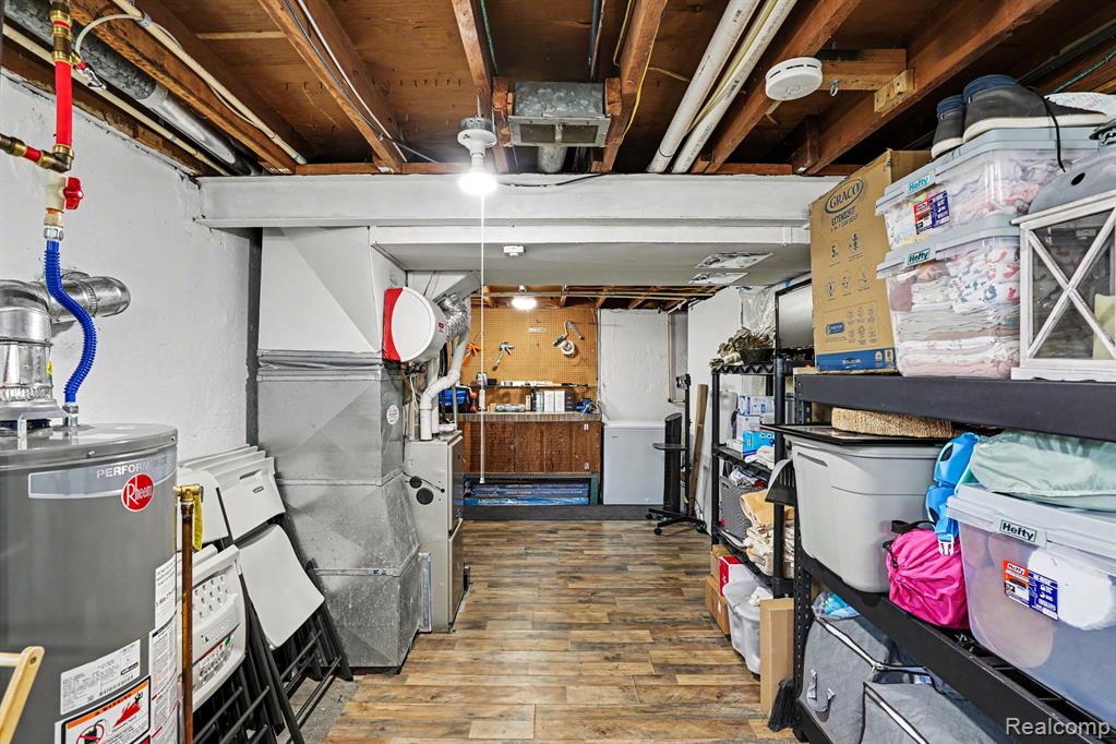332 E Parker Avenue, Madison Heights, MI 48071 — Photo 30