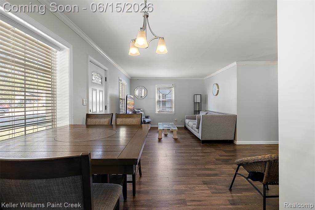 608 E Windemere Avenue, Royal Oak, MI 48073 — Photo 11