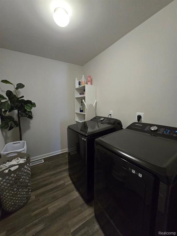 1172 FIELDSTONE Drive, Pontiac, MI 48340 — Photo 8