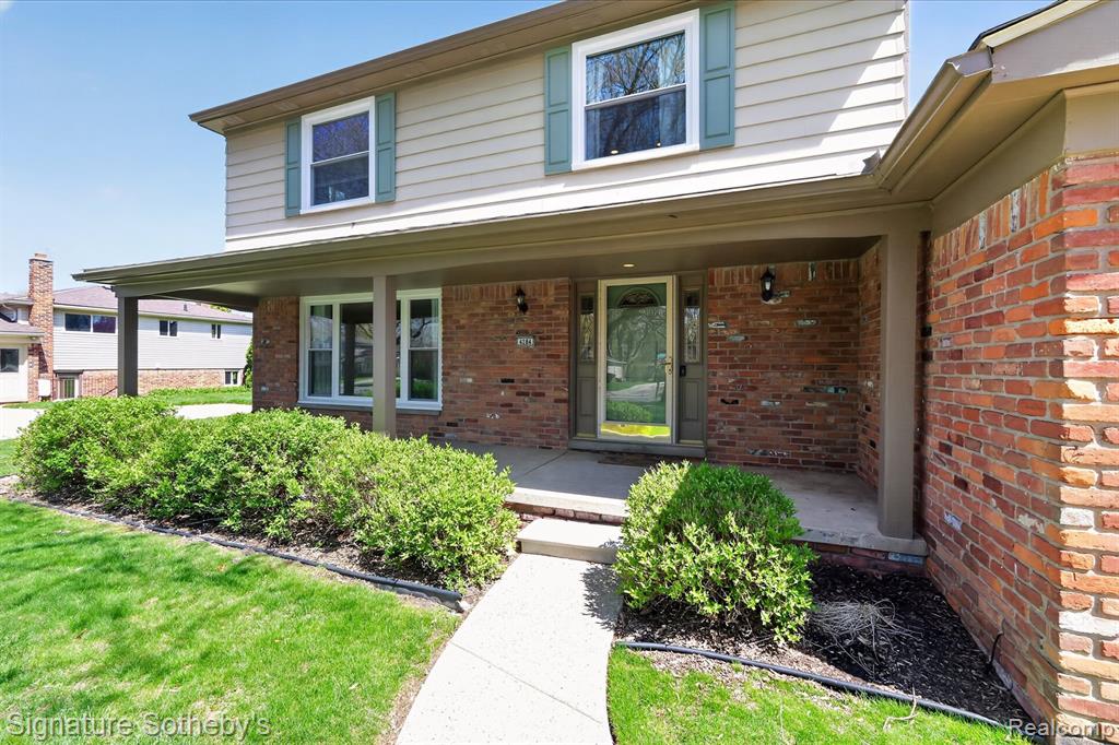 4284 Cherrywood Drive, Troy, MI 48098 — Photo 3