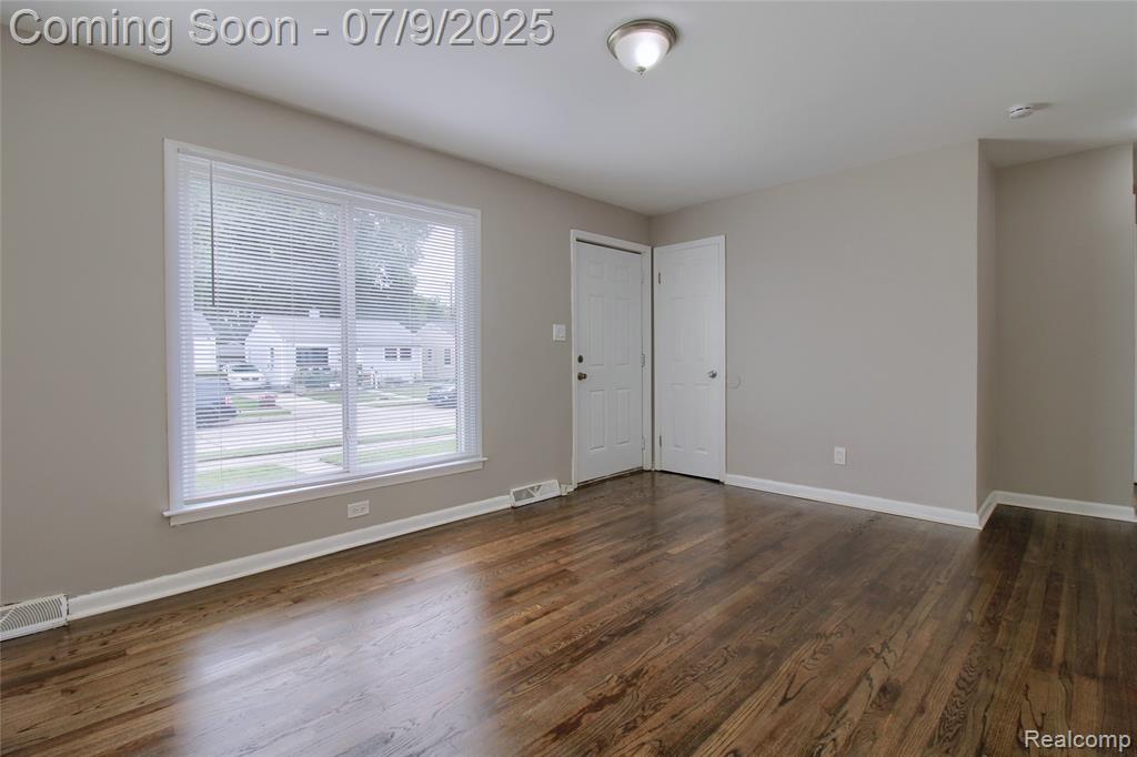 7218 Theut Avenue, Warren, MI 48091 — Photo 4