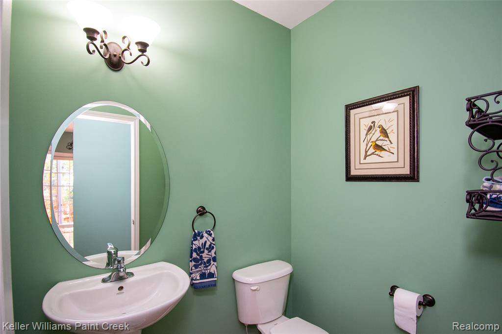 16550 Mulberry Way, Northville, MI 48168 — Photo 8
