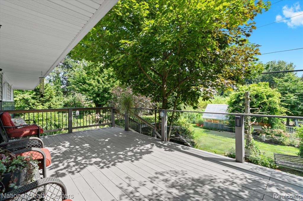 1785 Middle Road, Highland, MI — Photo 33