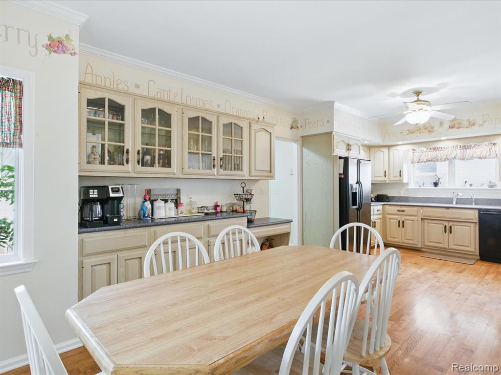 4396 Gratiot Avenue, Port Huron, MI 48060 — Photo 23