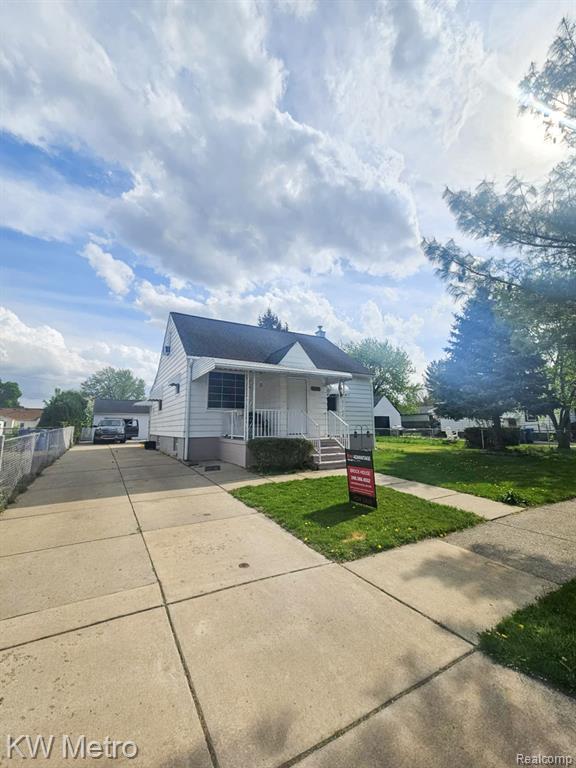 4010 Stolzenfeld Avenue, Warren, MI 48091 — Photo 12