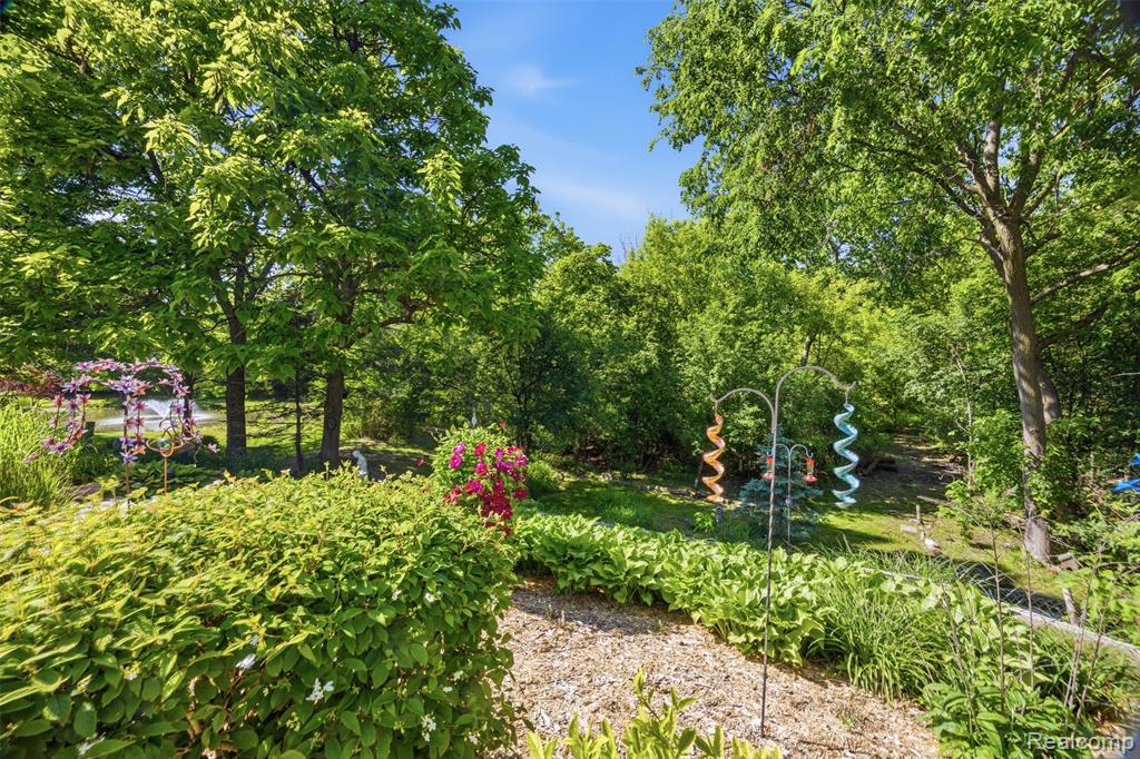 47041 Hidden River Circle N, Canton, MI 48188 — Photo 57