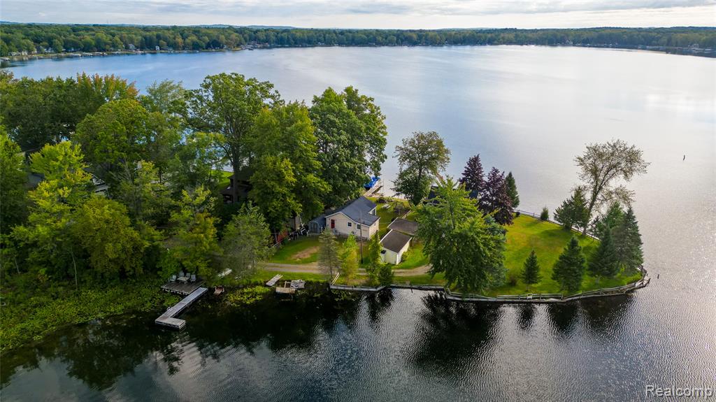 9620 Base Lake Rd, Pinckney, MI 48169 — Photo 6
