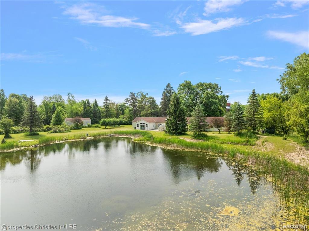 157 E Elmwood, Leonard, MI 48367 — Photo 32