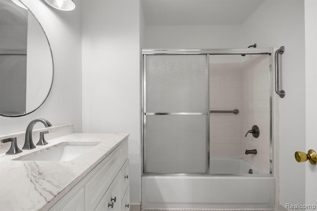 1670 WILLARD Drive, Canton, MI 48187 — Photo 22