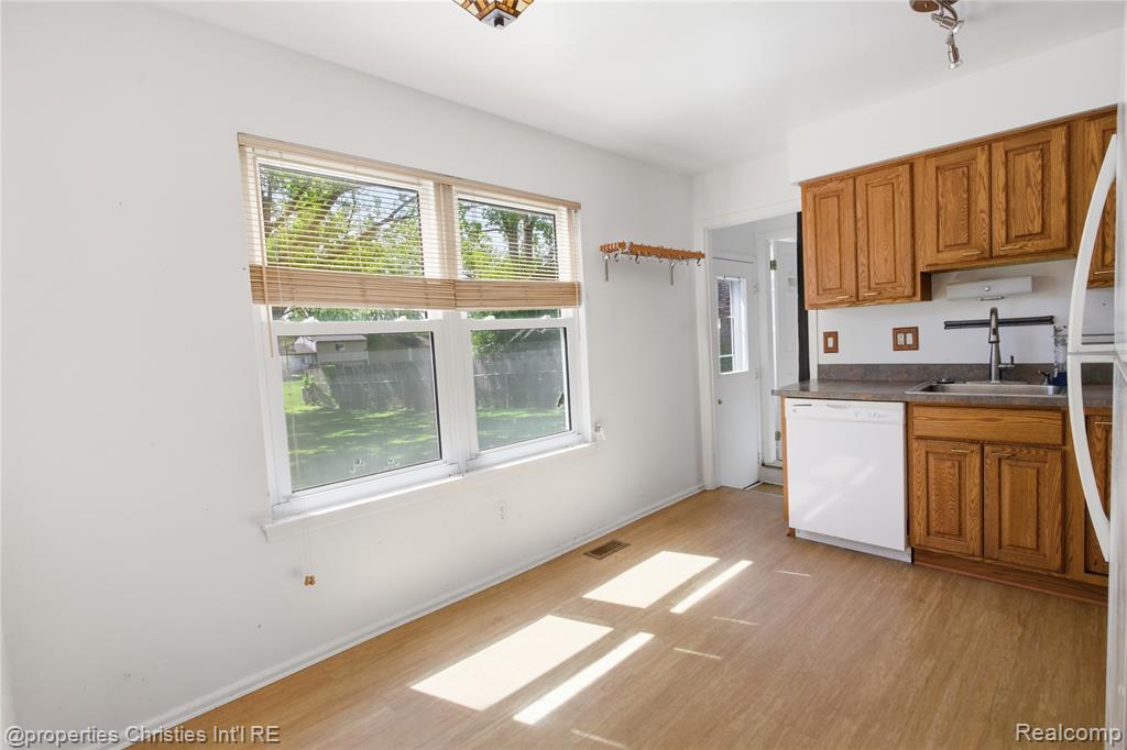 5941 Willowbridge Road, Ypsilanti, MI 48197 — Photo 7