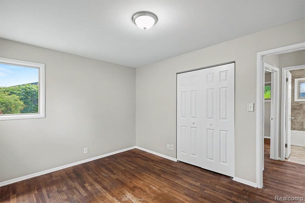 22282 E Schafer Street, Clinton Twp, MI 48035 — Photo 12