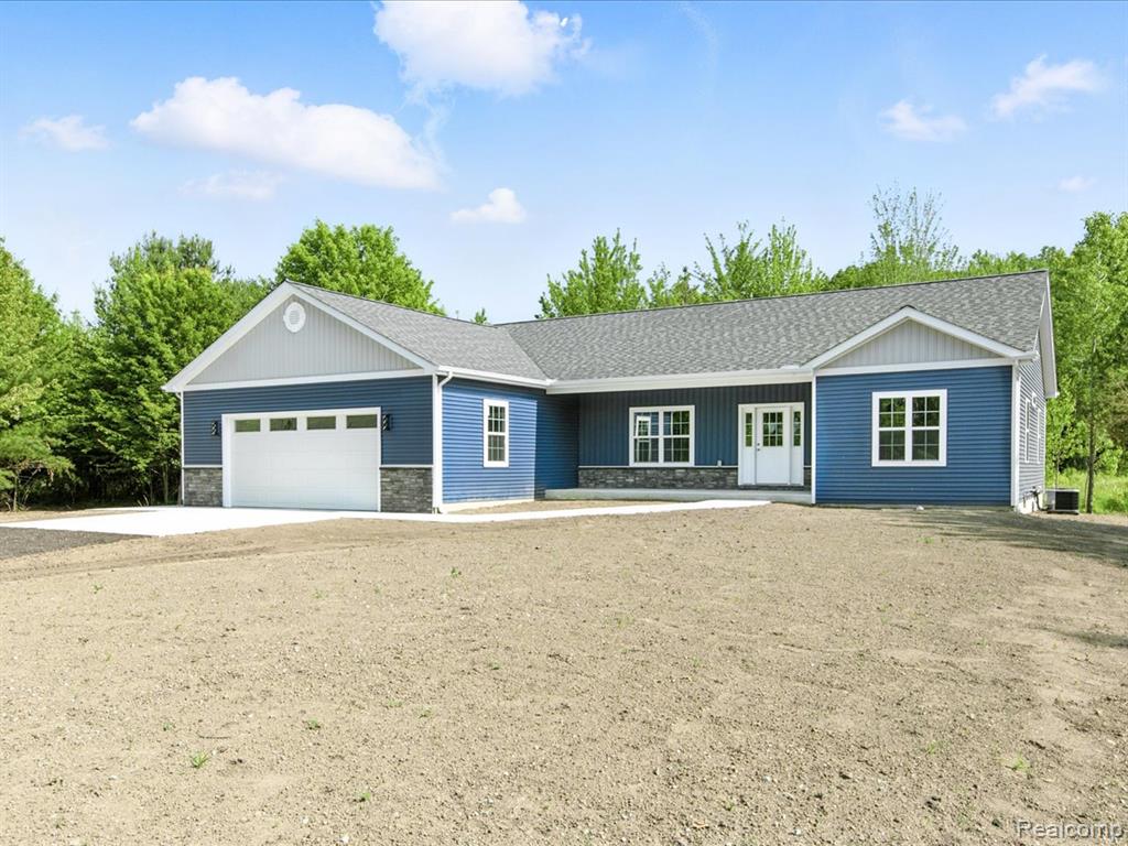 9711 CRAWFORD, Columbus, MI — Photo 34