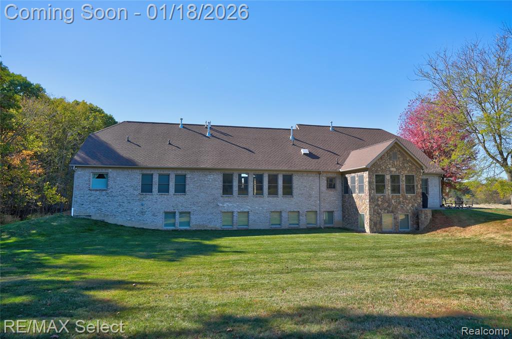9305 Vassar Road, Grand Blanc, MI 48439 — Photo 4