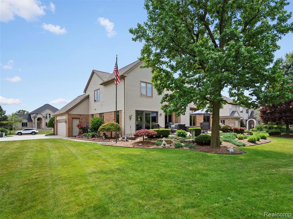 47215 Robins Nest Drive, Utica, MI 48315 — Photo 51