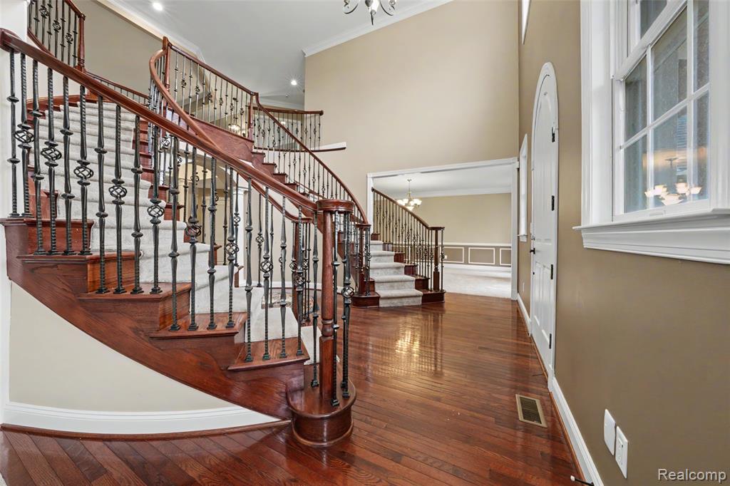 7286 Brentwood Court, Ypsilanti, MI 48198 — Photo 24