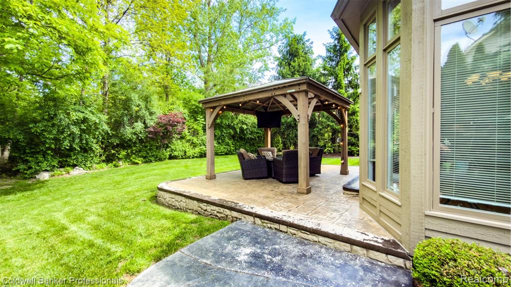 43662 Vintners Place Drive, Sterling Heights, MI 48314 — Photo 62