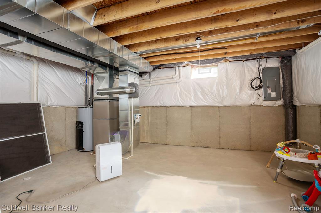 15553 Robinwood Drive, Northville, MI 48170 — Photo 41