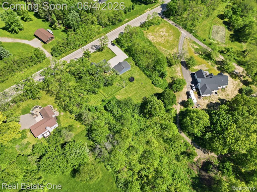879 N Hacker Road, Howell, MI 48843 — Photo 8