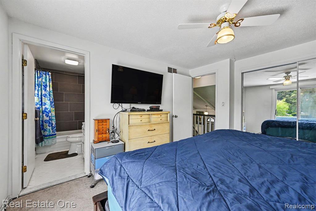 899 Rachelle Street, White Lake, MI — Photo 15