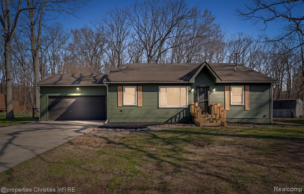 38590 Superior Street, Romulus, MI 48174 — Photo 2
