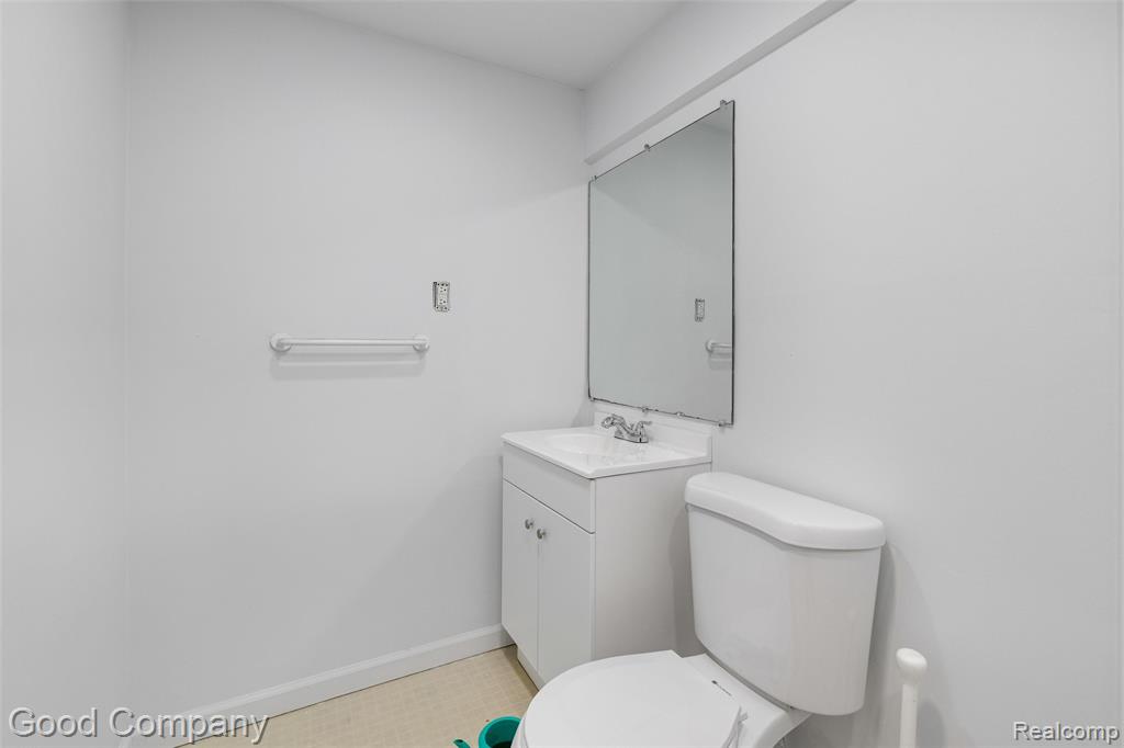 3176 Chambord Drive, West Bloomfield, MI 48323 — Photo 43