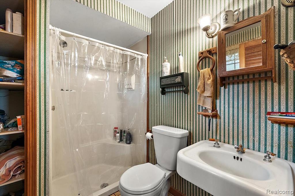 1815 Edgewood Boulevard, Berkley, MI 48072 — Photo 39