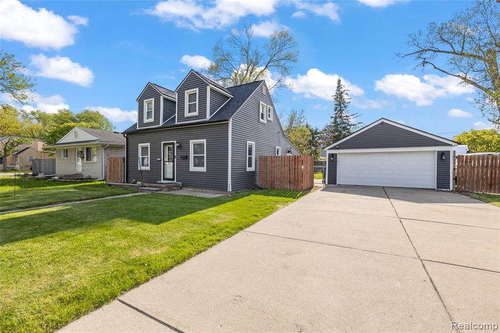 7011 Belton Street, Garden City, MI — Photo 2