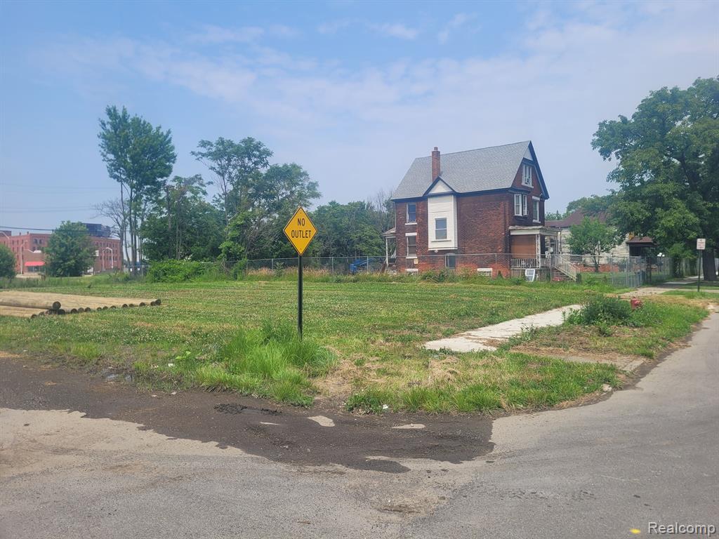 5201 STANTON Street, Detroit, MI 48208 — front exterior