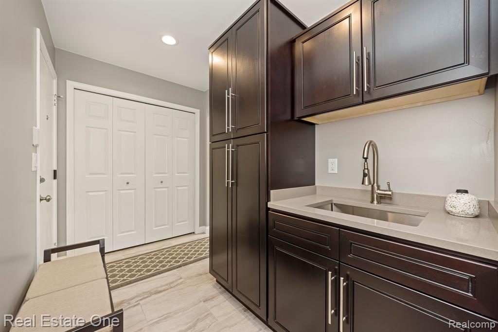 49139 FREEDOM Court, 4, Shelby Twp, MI 48315 — Photo 25