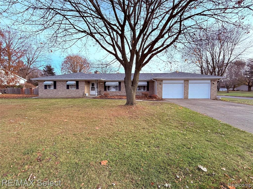 4290 Hedgethorn Circle, Burton, MI 48509 — Photo 46