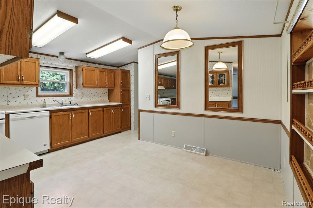 3125 W Sanilac Road, Vassar, MI 48768 — Photo 12