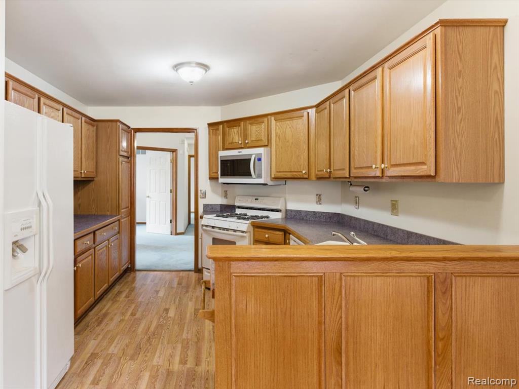 4305 Juniper Lane, Port Huron, MI 48060 — Photo 17