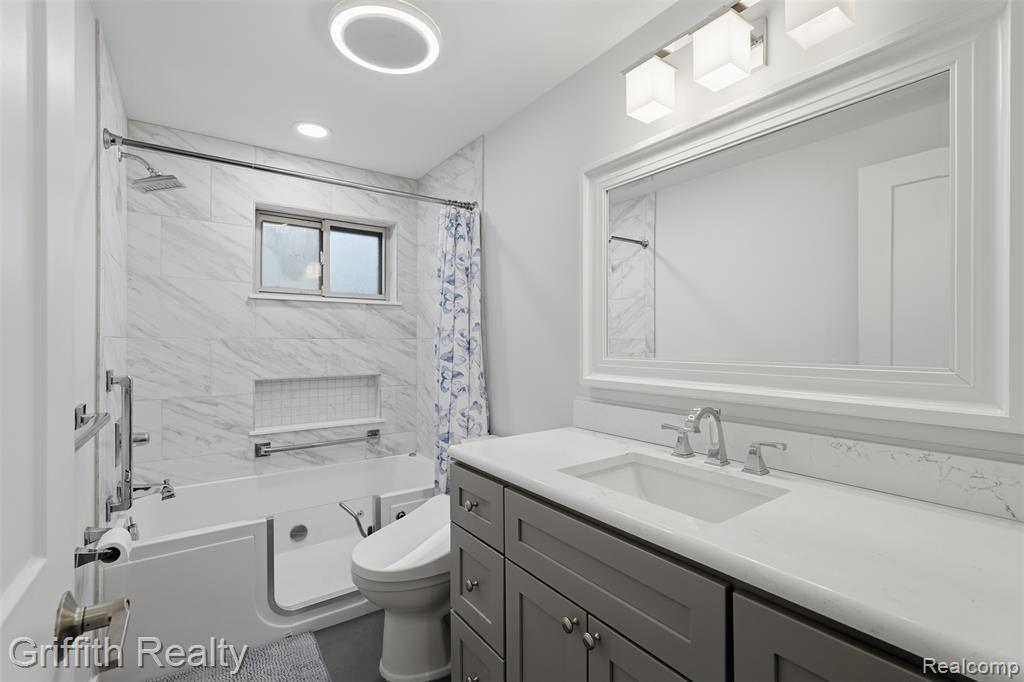 865 Alpine Drive, Brighton, MI 48116 — Photo 19