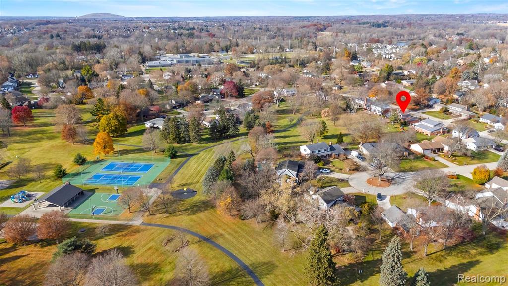 42085 Banbury Road, Northville, MI 48168 — Photo 54