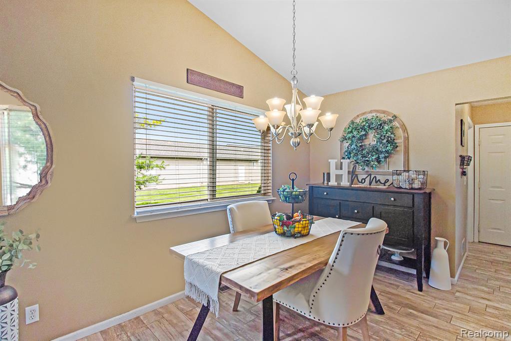 10177 Hawthorne Ridge Road, Goodrich Vlg, MI — Photo 6