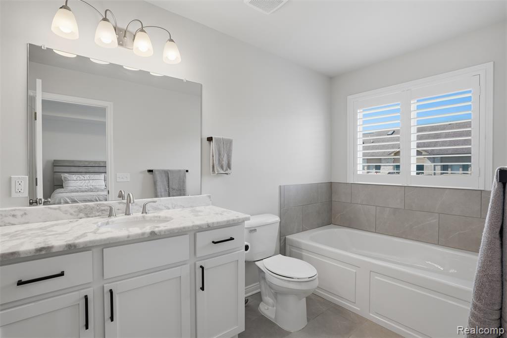33806 Au Sable Drive, 38, New Baltimore, MI 48047 — Photo 19