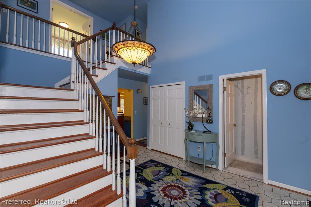 9350 Colony Farm Court, Plymouth, MI 48170 — Photo 7