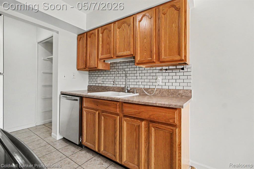 3004 Roundtree Boulevard, Ypsilanti, MI 48197 — Photo 8