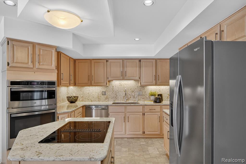 13660 Eaton Drive, Plymouth, MI 48170 — Photo 17